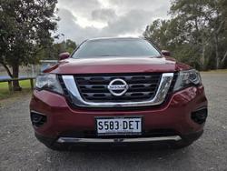 2020 Nissan
                Pathfinder ST