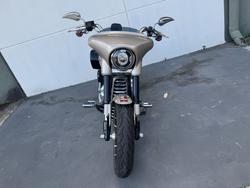 2018 Harley-davidson FLSB SPORT GLIDE Silver