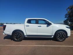 2025 Mazda
                BT-50 GT