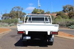 2015 Toyota
Hilux SR