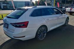 2021 SKODA
                Superb 162TSI Style