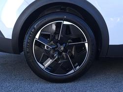 2025 Peugeot 408 GT Premium Hybrid P54 MY25 Okenite White