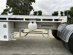 2023 Vawdrey
                St3 Lead A 12 Pallet Semi