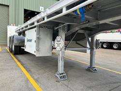 2023 Vawdrey St3 Lead A 12 Pallet Semi