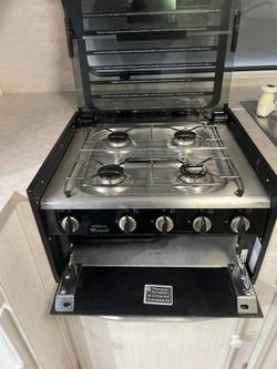 2001 COMPASS
                GT POP TOP 