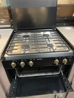 2023 JAYCO
                SWAN OB.CP-MY23