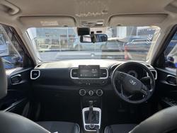 2022 Hyundai
Venue Active
