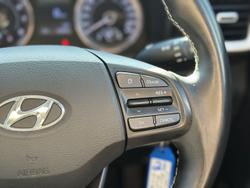 2022 Hyundai
Venue Active