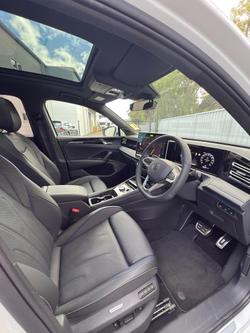 2025 Volkswagen
                Tiguan 195TSI R-Line