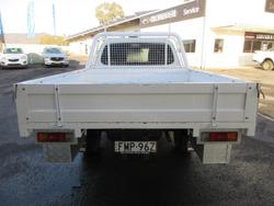 2022 Mitsubishi
Triton GLX