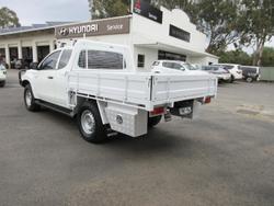 2022 Mitsubishi
Triton GLX