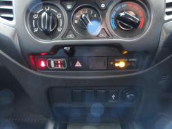 2022 Mitsubishi
Triton GLX