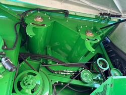 2015 John Deere S690 Green