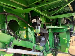 2015 John Deere S690 Green