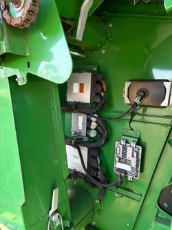 2015 John Deere S690 Green