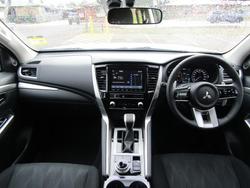2025 Mitsubishi
Pajero Sport GLX