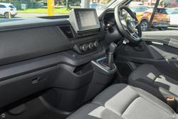 2025 Renault
                Trafic Pro