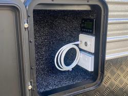 2025 JB Caravans 23'6 Dirt Road Xtreme Rear Club