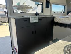 2025 JB Caravans Gator Hybrid 16'