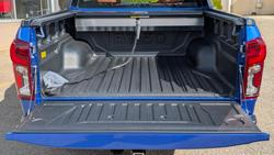 2025 Mazda
                BT-50 SP