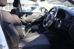 2022 Mitsubishi
Triton GLX+