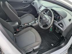 2017 Holden
Astra LS