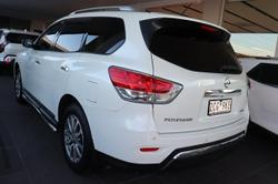 2016 Nissan
Pathfinder ST-L NO OPTION PACK