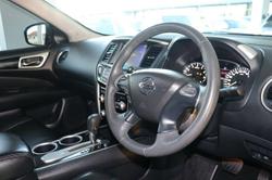 2016 Nissan
Pathfinder ST-L NO OPTION PACK