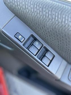 2013 Nissan
Navara ST