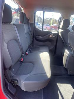 2013 Nissan
Navara ST