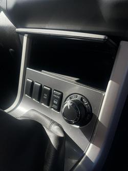 2013 Nissan
Navara ST