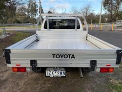 2024 Toyota
Hilux SR