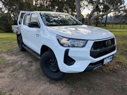 2024 Toyota
Hilux SR