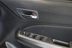 2021 Suzuki
                Swift GLX Turbo