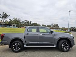 2025 Mazda
BT-50 GT