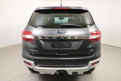2022 Ford
Everest Trend