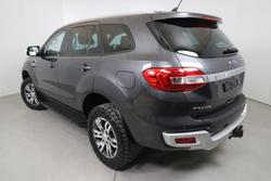 2022 Ford
                Everest Trend