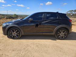 2017 Mazda
CX-3 sTouring
