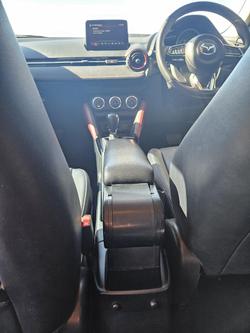 2017 Mazda
                CX-3 sTouring