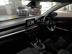 2021 Kia
                Cerato S