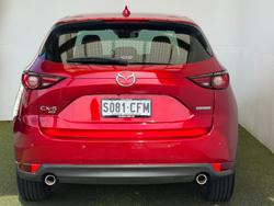 2020 Mazda
CX-5 Akera