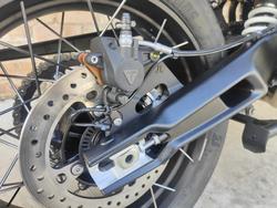 2025 TRIUMPH TIGER 900 RALLY PRO ROAD ASH GREY / INTENSE ORANGE