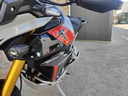 2025 TRIUMPH TIGER 900 RALLY PRO ROAD ASH GREY / INTENSE ORANGE