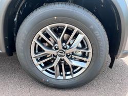 2025 Nissan
X-TRAIL ST