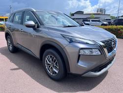 2025 Nissan
X-TRAIL ST