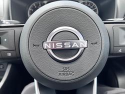 2025 Nissan
X-TRAIL ST