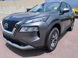 2025 Nissan
X-TRAIL ST