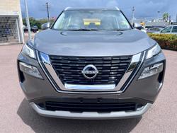 2025 Nissan
X-TRAIL ST