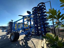 0 TRITON HEAVY 410PS COMBINATION DISC & TYNE CULTIVATOR BLUE