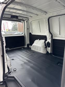 2024 Hyundai STARIA LOAD US4.V3 MY25 CREAMY WHITE
